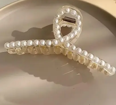 Elegant Faux Pearl Encrusted Hair Claw Clip - Large Non-Slip Aesthetic Hair Jaw for Thick Hair