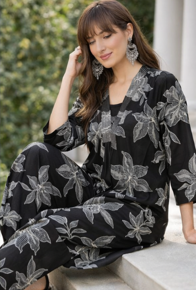 Black Floral Printed Suit Fabric for Ladies