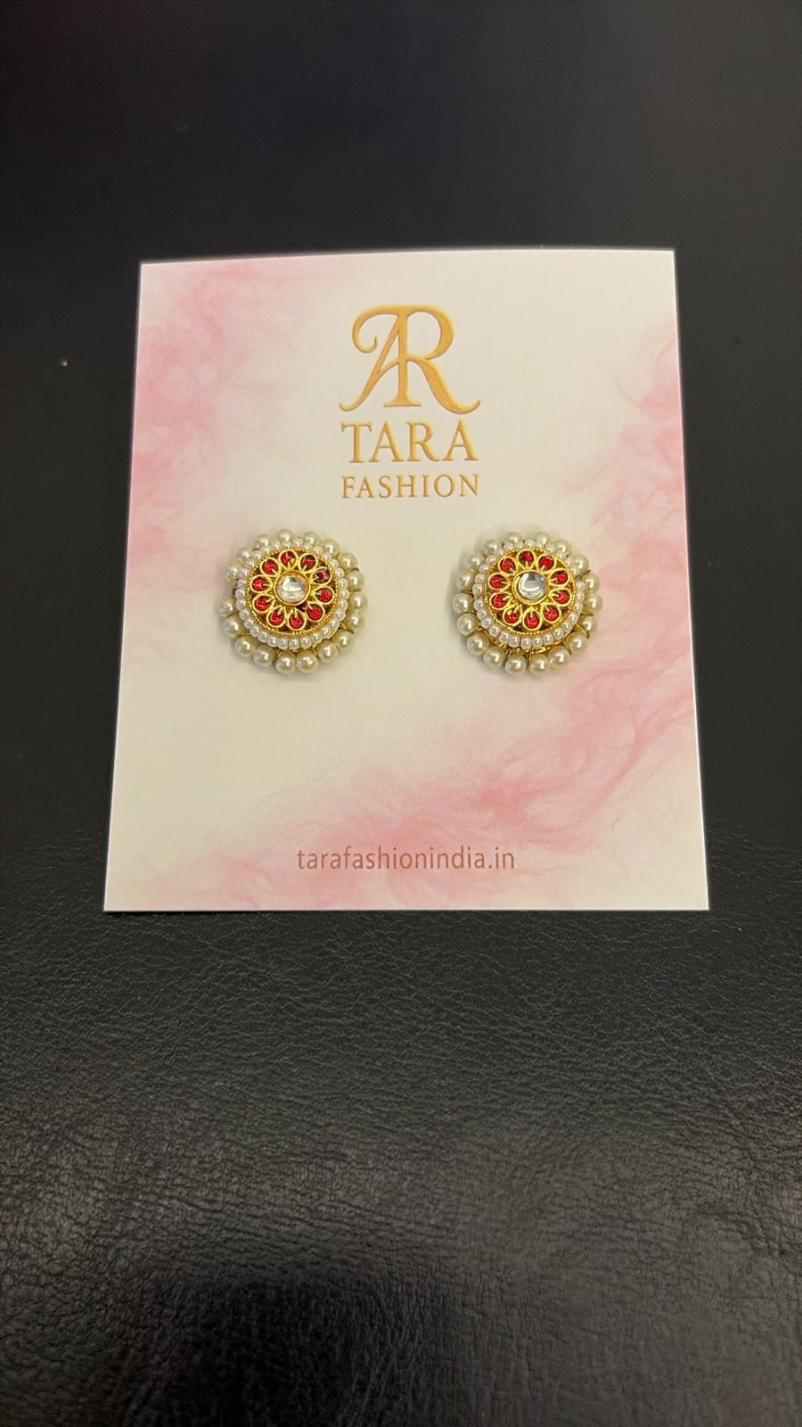 Elegant Gold-Plated Red Kemp and Pearl Stud Earrings