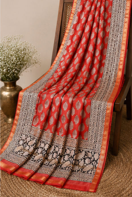Elegant Maheswari Silk Saree in Red, Black & Cream view 5