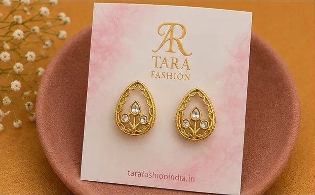 Elegant Gold-Plated Teardrop Kundan Stud Earrings view 4