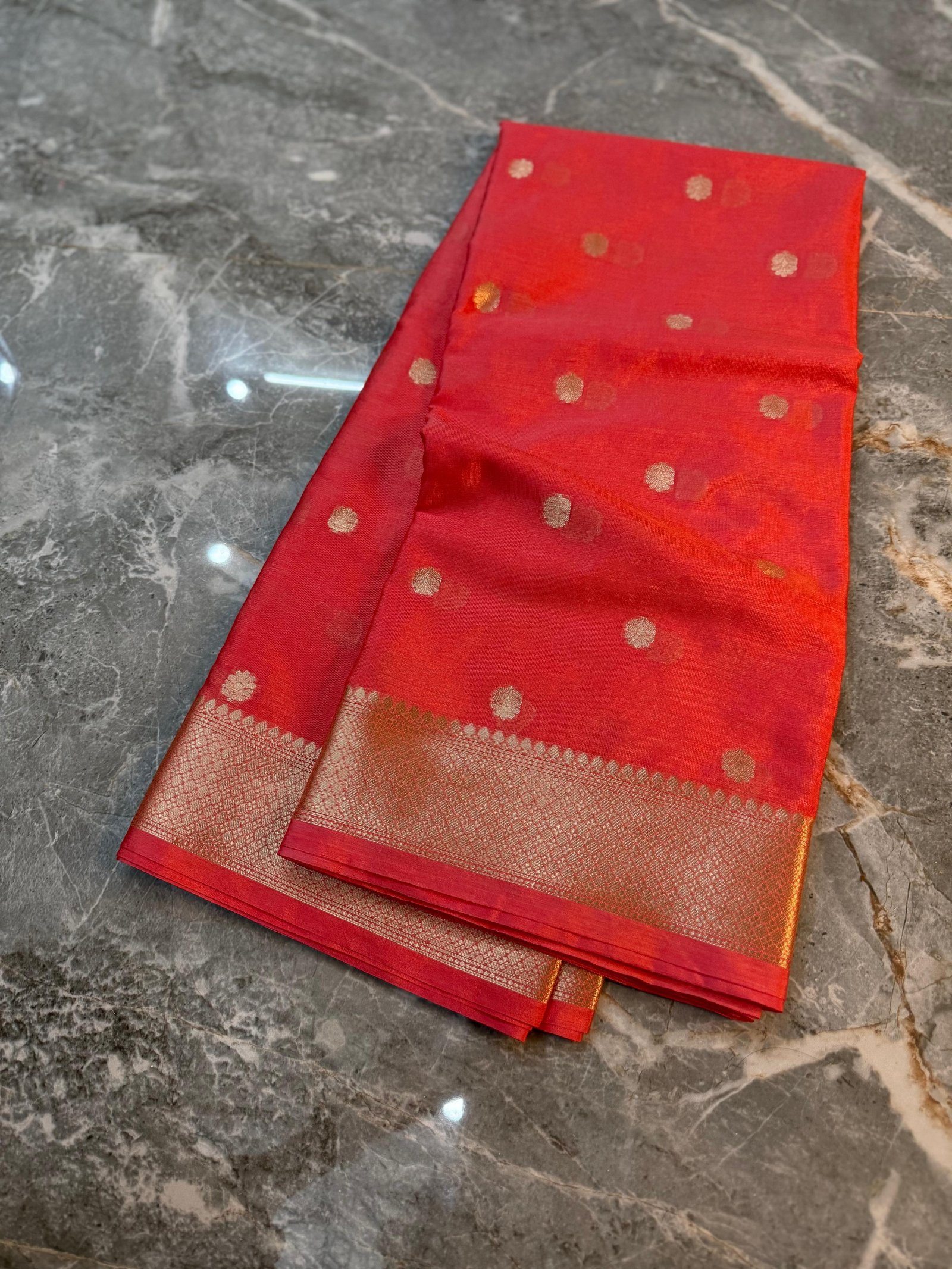 Elegant Red Zari Butti Banarasi Saree